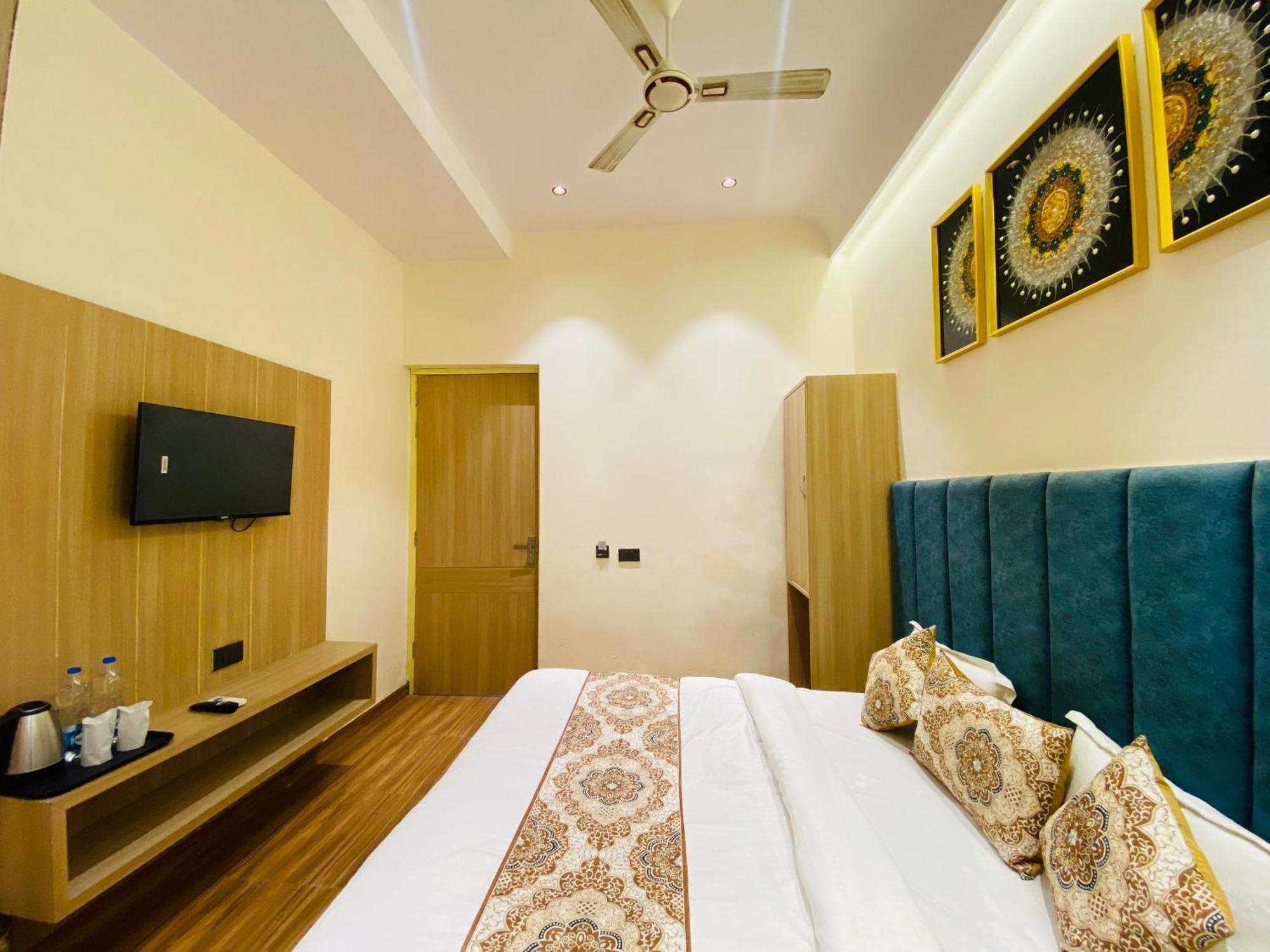 Park Plaza Hotel Near Golden Temple Amritsar Exterior foto